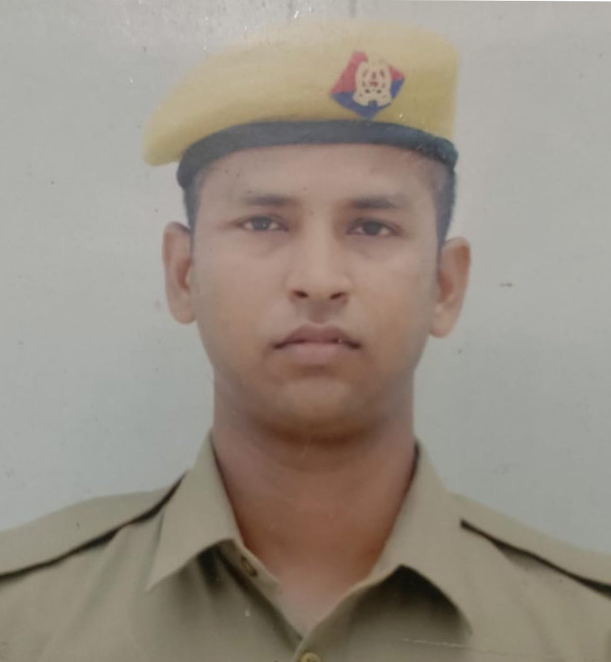 Officer 33